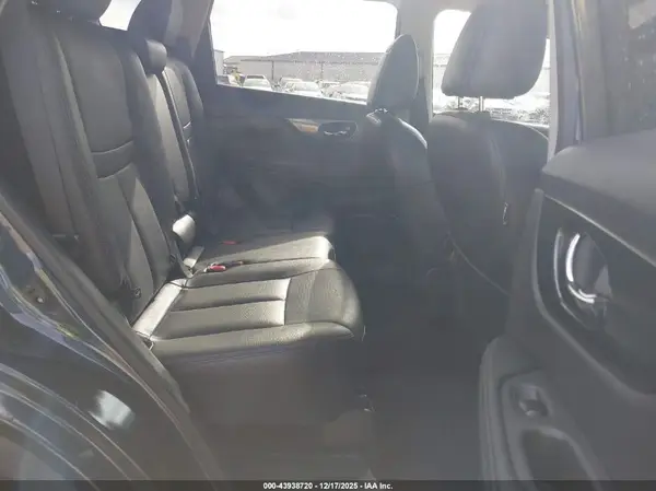 5N1AT2MV5GC888276 2016 NISSAN ROGUE - Image 8