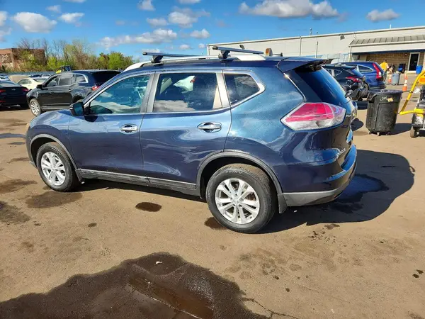5N1AT2MV5GC889623 2016 NISSAN ROGUE - Image 2