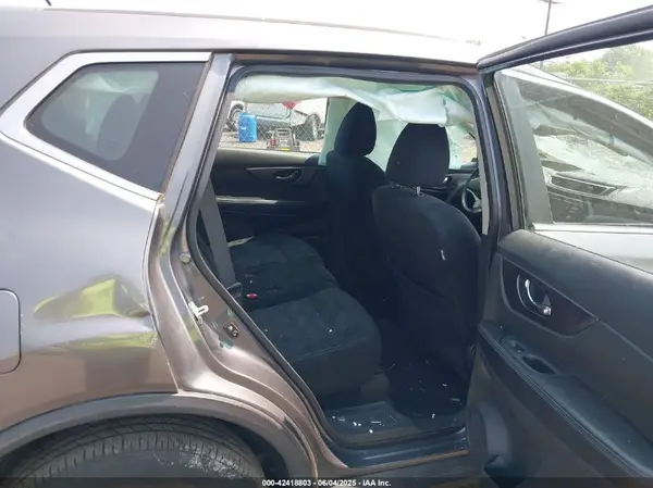 5N1AT2MV5GC910678 2016 NISSAN ROGUE - Image 8