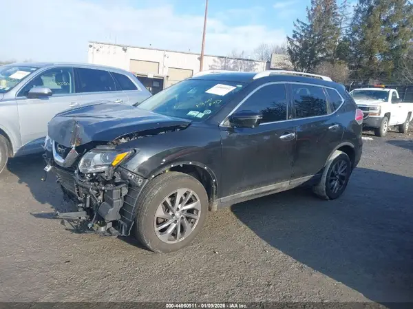 5N1AT2MV5GC913595 2016 NISSAN ROGUE - Image 2