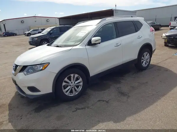 5N1AT2MV5GC920658 2016 NISSAN ROGUE - Image 2