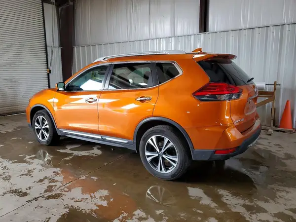 5N1AT2MV5HC731638 2017 NISSAN ROGUE - Image 2