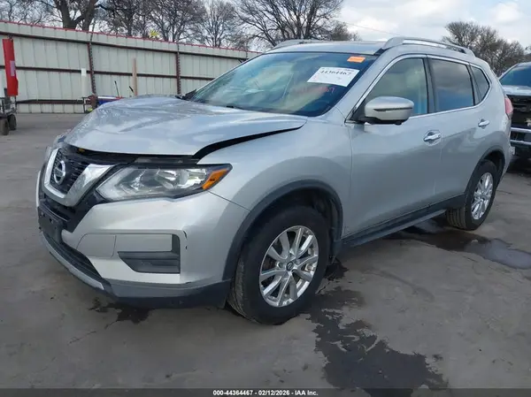 5N1AT2MV5HC736449 2017 NISSAN ROGUE - Image 2