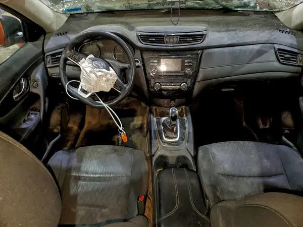 5N1AT2MV5HC739268 2017 NISSAN ROGUE - Image 8