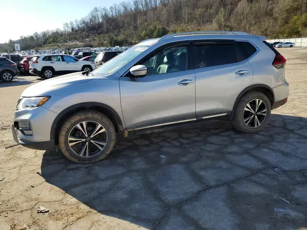 5N1AT2MV5HC740212 2017 NISSAN ROGUE - Image 1