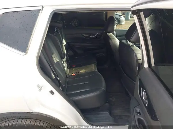 5N1AT2MV5HC741859 2017 NISSAN ROGUE - Image 8
