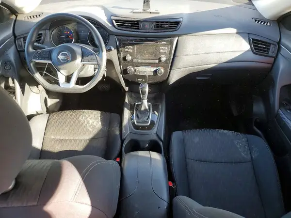 5N1AT2MV5HC745121 2017 NISSAN ROGUE - Image 8