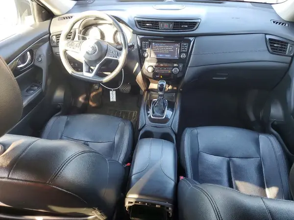 5N1AT2MV5HC746009 2017 NISSAN ROGUE - Image 8