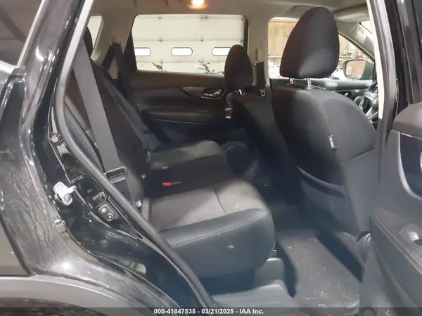 5N1AT2MV5HC746236 2017 NISSAN ROGUE - Image 8