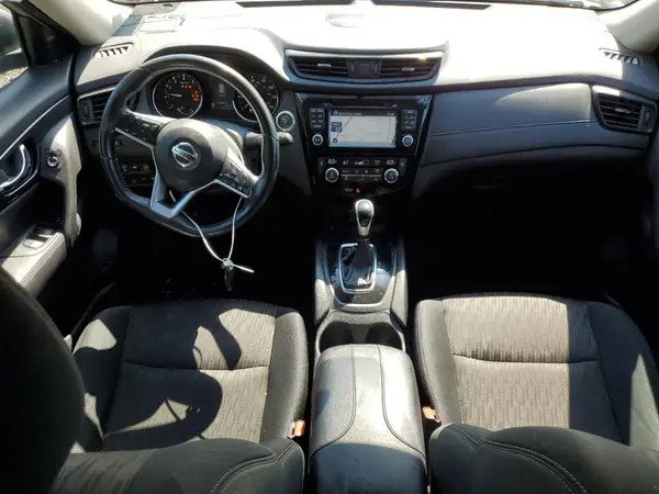 5N1AT2MV5HC749170 2017 NISSAN ROGUE - Image 8