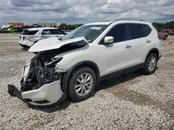 5N1AT2MV5HC750500 2017 NISSAN ROGUE