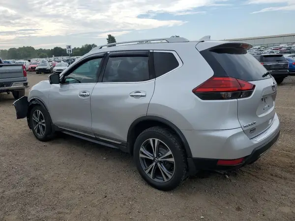 5N1AT2MV5HC751484 2017 NISSAN ROGUE - Image 2