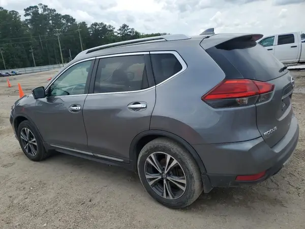 5N1AT2MV5HC752456 2017 NISSAN ROGUE - Image 2