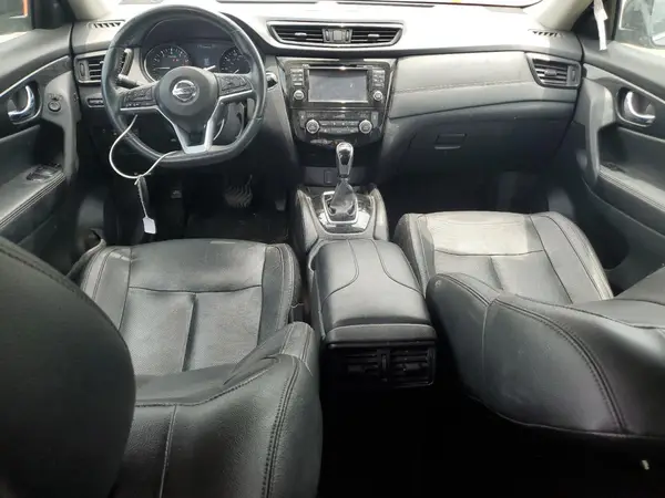 5N1AT2MV5HC752456 2017 NISSAN ROGUE - Image 8