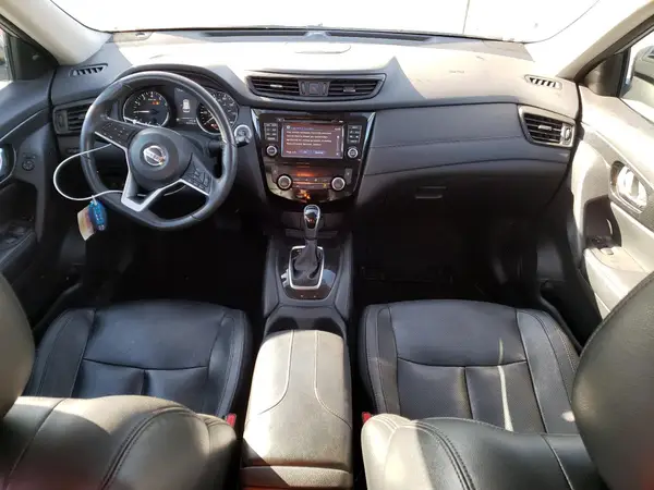 5N1AT2MV5HC761805 2017 NISSAN ROGUE - Image 8