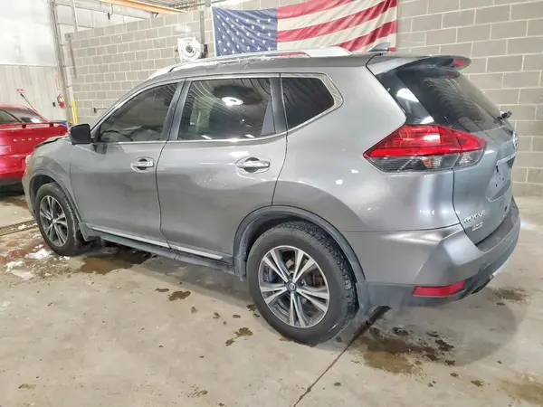 5N1AT2MV5HC762176 2017 NISSAN ROGUE - Image 2