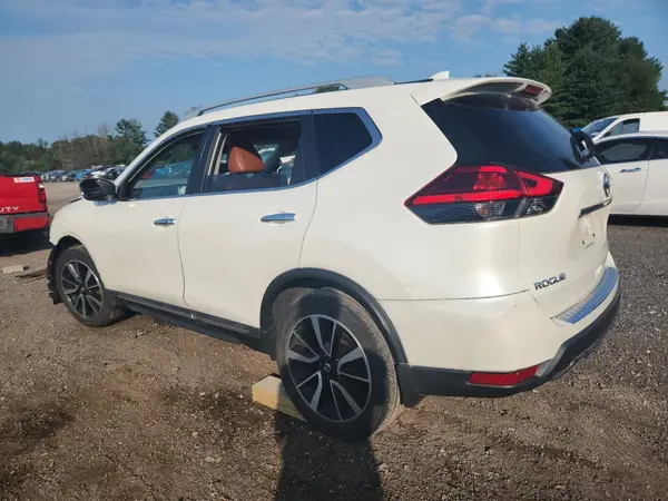 5N1AT2MV5HC763134 2017 NISSAN ROGUE - Image 2