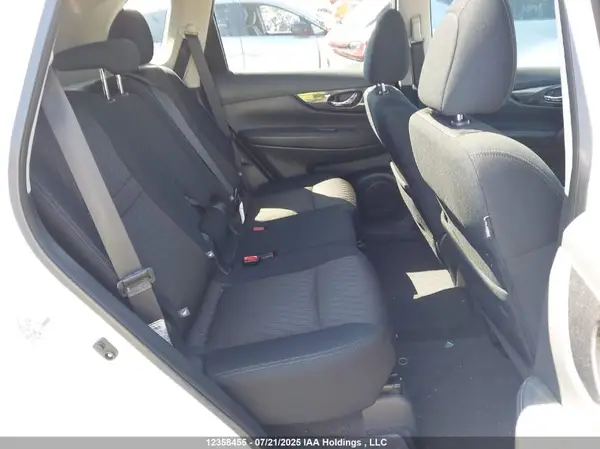 5N1AT2MV5HC766809 2017 NISSAN ROGUE - Image 8