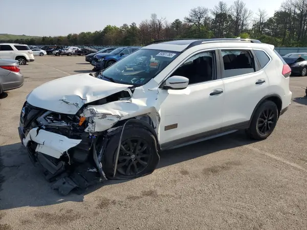 5N1AT2MV5HC766826 2017 NISSAN ROGUE - Image 1