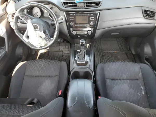 5N1AT2MV5HC766826 2017 NISSAN ROGUE - Image 8