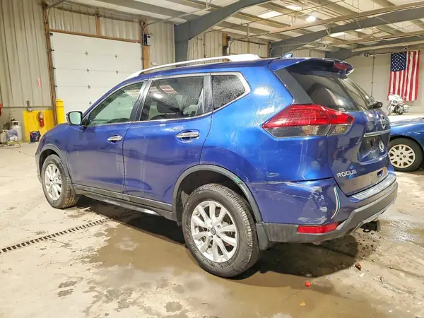 5N1AT2MV5HC768107 2017 NISSAN ROGUE - Image 2