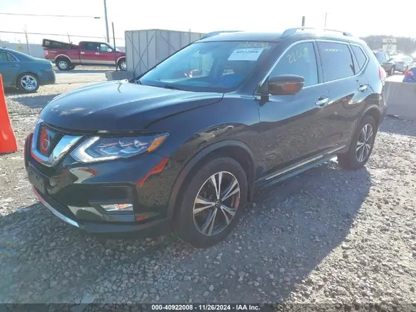5N1AT2MV5HC769838 2017 NISSAN ROGUE - Image 2