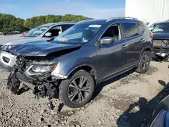 5N1AT2MV5HC772951 2017 NISSAN ROGUE