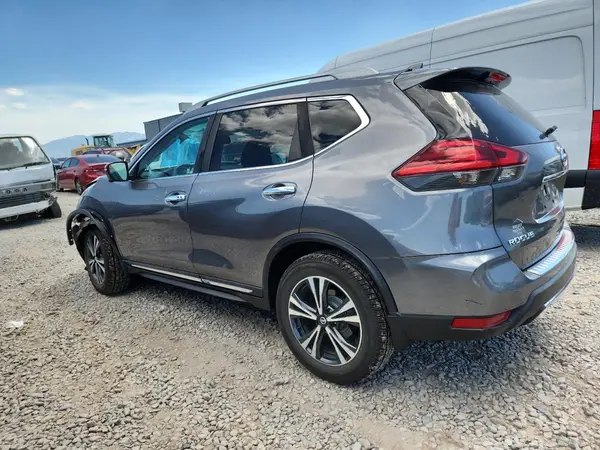 5N1AT2MV5HC777163 2017 NISSAN ROGUE - Image 2