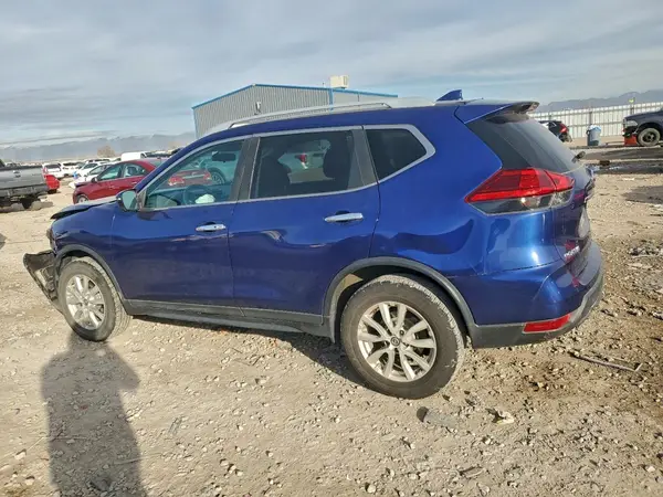 5N1AT2MV5HC790432 2017 NISSAN ROGUE - Image 2