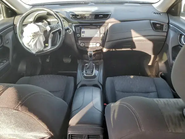 5N1AT2MV5HC790432 2017 NISSAN ROGUE - Image 8