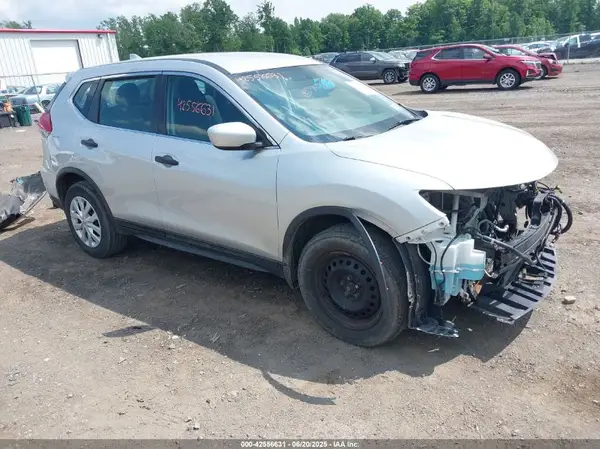 5N1AT2MV5HC798823 2017 NISSAN ROGUE - Image 1