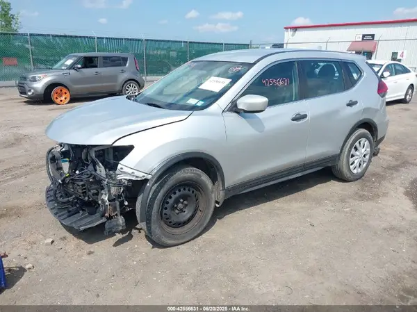 5N1AT2MV5HC798823 2017 NISSAN ROGUE - Image 2