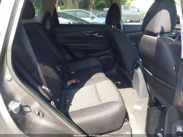 5N1AT2MV5HC799874 2017 NISSAN ROGUE - Image 8