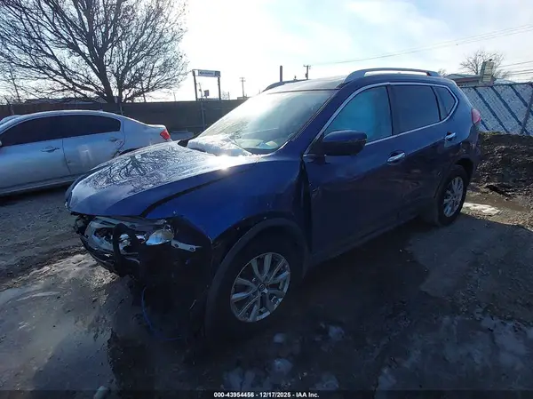 5N1AT2MV5HC800361 2017 NISSAN ROGUE - Image 2