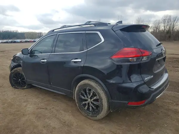 5N1AT2MV5HC804099 2017 NISSAN ROGUE - Image 2