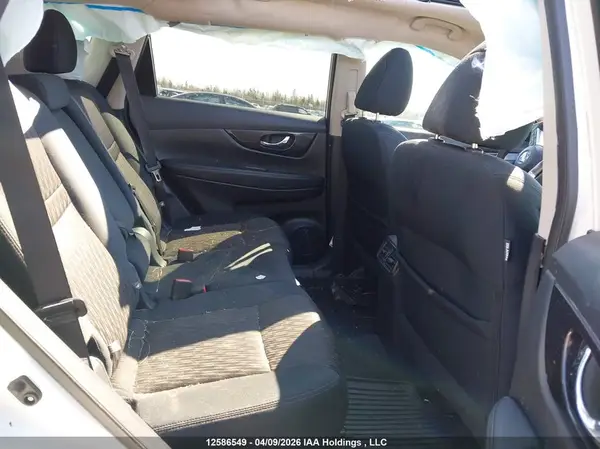 5N1AT2MV5HC806435 2017 NISSAN ROGUE - Image 8