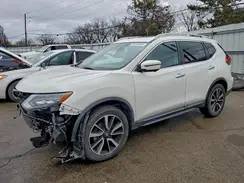 5N1AT2MV5HC812557 2017 NISSAN ROGUE