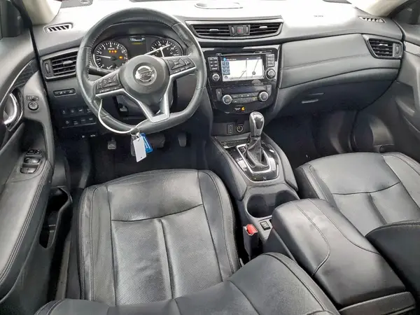 5N1AT2MV5HC812557 2017 NISSAN ROGUE - Image 8