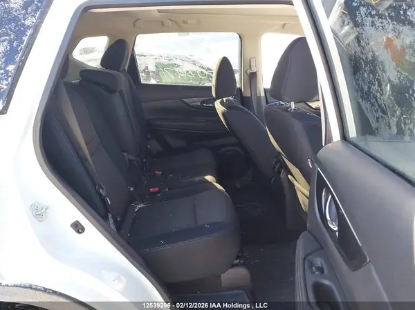 5N1AT2MV5HC821971 2017 NISSAN ROGUE - Image 8