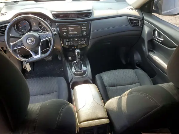 5N1AT2MV5HC824109 2017 NISSAN ROGUE - Image 8