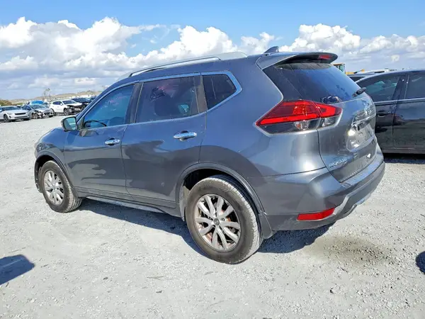5N1AT2MV5HC827088 2017 NISSAN ROGUE - Image 2