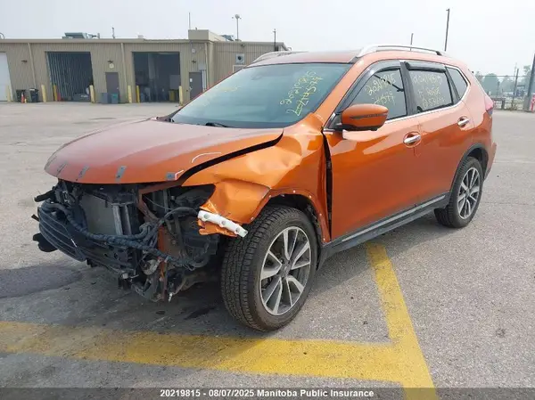 5N1AT2MV5HC831660 2017 NISSAN ROGUE - Image 2