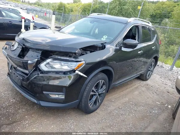 5N1AT2MV5HC835191 2017 NISSAN ROGUE - Image 2