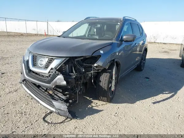 5N1AT2MV5HC843405 2017 NISSAN ROGUE - Image 2