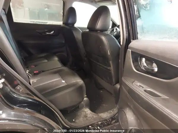 5N1AT2MV5HC858180 2017 NISSAN ROGUE - Image 8