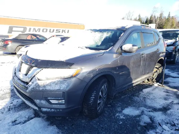 5N1AT2MV5HC860477 2017 NISSAN ROGUE - Image 1