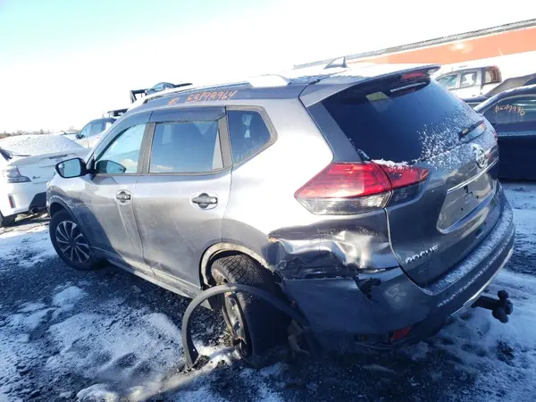 5N1AT2MV5HC860477 2017 NISSAN ROGUE - Image 2