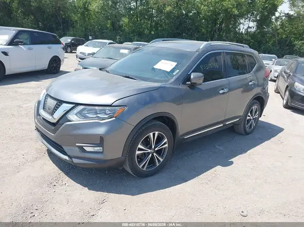 5N1AT2MV5HC862827 2017 NISSAN ROGUE - Image 2