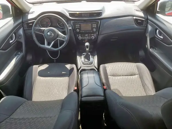 5N1AT2MV5HC875612 2017 NISSAN ROGUE - Image 8