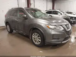 5N1AT2MV5HC877585 2017 NISSAN ROGUE